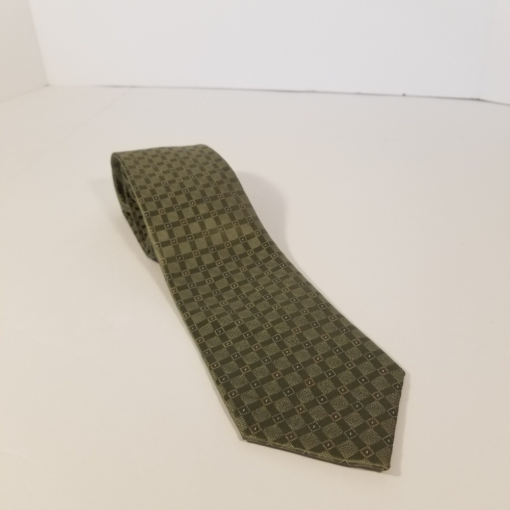 CALVIN KLEIN 100% SILK TIE